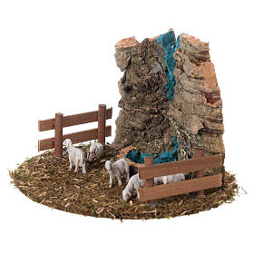 Zaun Schafe Krippe 8 cm mit Wasserfall, 10x15x15 cm