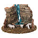 Enclos avec moutons et chute d'eau pour crèche 8 cm 10x15x15 cm s1