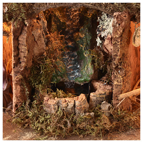 Krippenszenerie mit Heiliger Familie, Beleuchtung und Wasserfall, für 10 cm Krippe, 35x60x45 cm 4