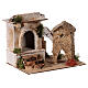 Haus mit Bogentreppe Holzfiguren 4-5cm, 15x20x15 cm s3