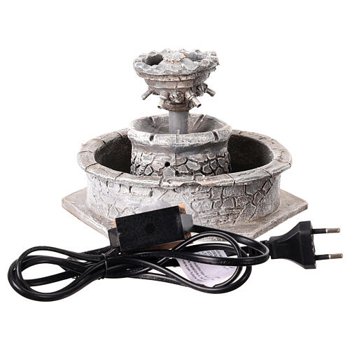 Fontanna okrągła z żywicy, 10x15x15 cm, dla szopek 8-12 cm 4