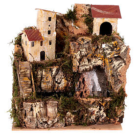 Casas con cascada con bomba 30x25x25 cm para belén 4 cm
