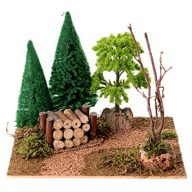 Weg durch den Wald führend, mit Holzstapel, Krippenzubehör, für 6-8 cm Figuren, 15x20x15 cm