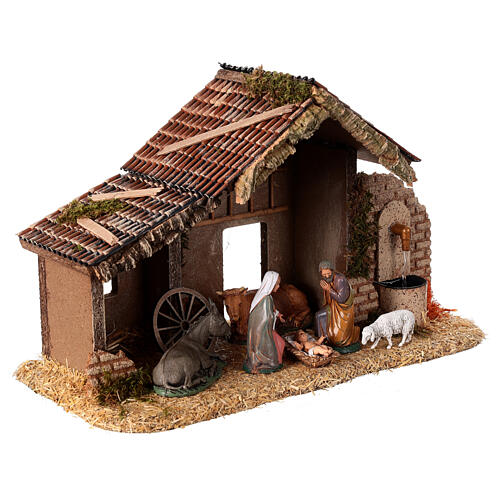 Stable with 10 cm Moranduzzo Nativity Scene and fountain 5