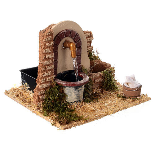 Brunnen mit Becken in hellen Tönen, für 12-cm-Krippe – 15 × 10 × 15 cm 3