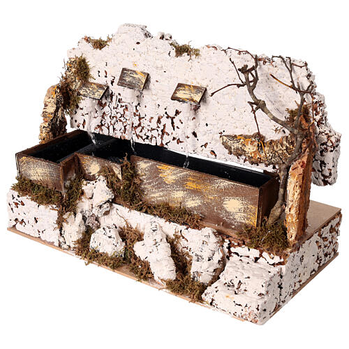 Brunnen mit Wasserfunktion und drei Strahlen, für 14–16-cm-Krippe – 30 × 20 × 25 cm 3