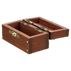 Kufer drewniany otwierany 3x6x3 cm, szopka 10 cm