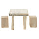 Mesa de madeira em miniatura 6,5x7x7 cm com tamboretes 4x2,5x2,5 cm para presépio altura média 14 cm s1