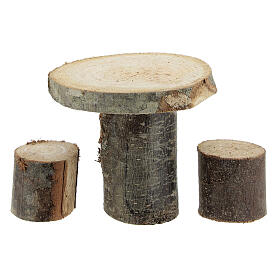 Mesa redonda de madeira em miniatura 8x8x8 cm com tamboretes para presépio altura média 14-16 cm