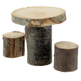 Mesa redonda de madeira em miniatura 8x8x8 cm com tamboretes para presépio altura média 14-16 cm