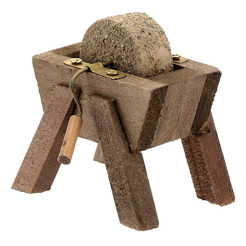 Grinder's wood grindstone with metal details for Nativity Scene with 12 cm figurines 3