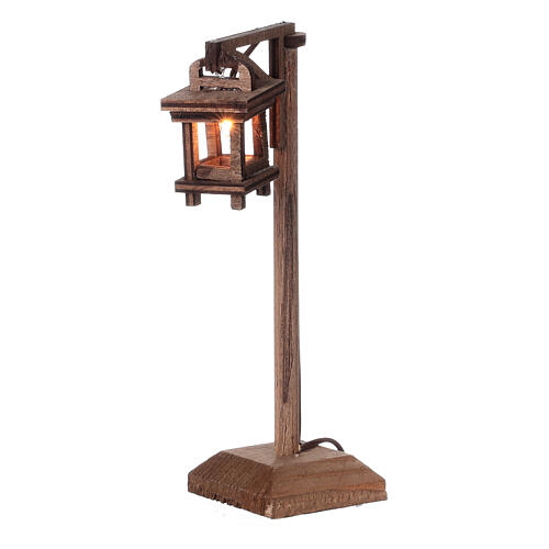Lamppost with wood lantern for Nativity Scene of 8 cm 15x5x5 cm 1