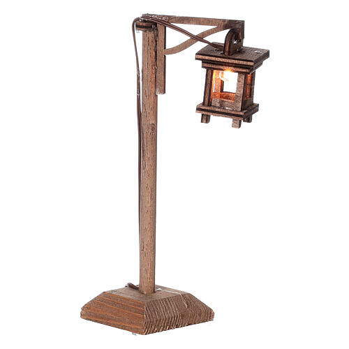 Lamppost with wood lantern for Nativity Scene of 8 cm 15x5x5 cm 3