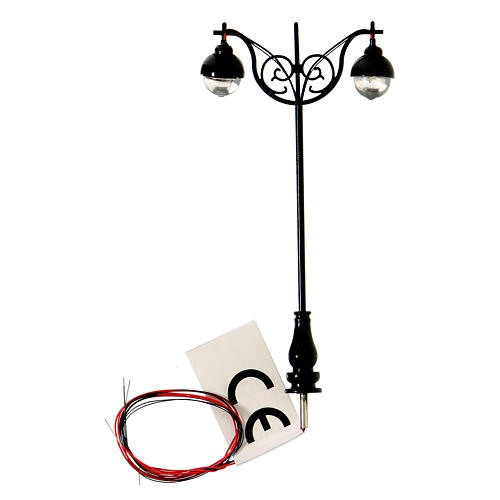 Streetlight with double light 3x8 cm, 3V, for Nativity Scene with 4-6 cm characters 1