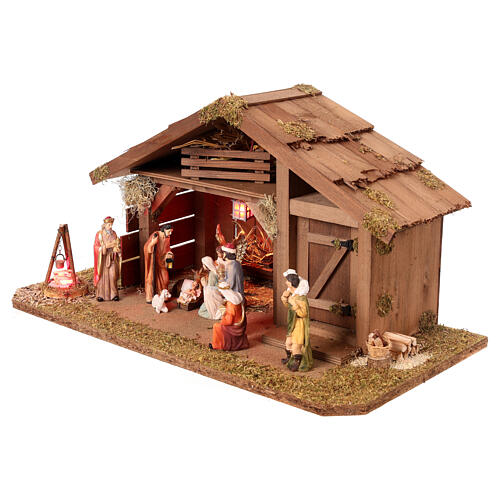 Stable with resin figurines, 25x50x25 cm 5