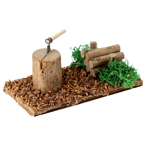 Log with axe for 8-10 cm Nativity Scene, 5x10x5 cm 3