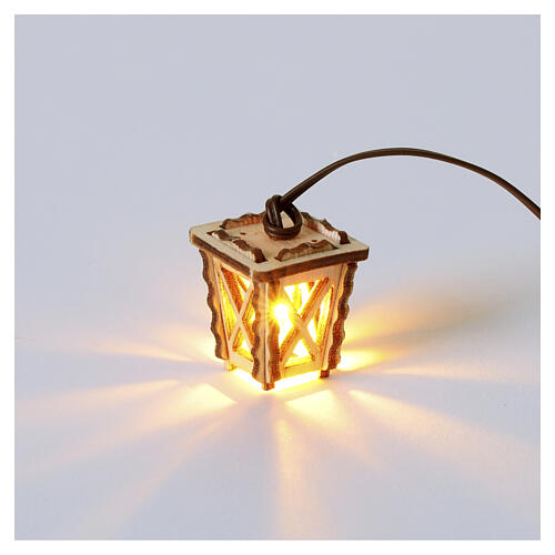 Mini linterna de madera con LED 3