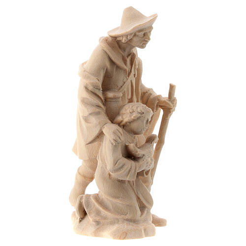 Pastor com menino para presépio madeira natural Val Gardena Raffaello com figuras altura média 10 cm 3