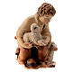 Pastorinho com cordeiros figura de madeira para presépio Val Gardena modelo Matteo com personagens altura média 12 cm s3