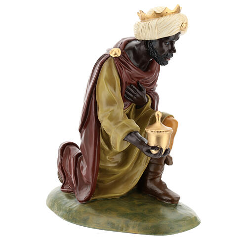 Moor Wise Man on his knees, fibreglass statue with crystal eyes, painted for outdoor, Landi's Nativity Scene of 65 cm 4