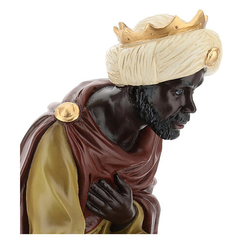 Moor Wise Man on his knees, fibreglass statue with crystal eyes, painted for outdoor, Landi's Nativity Scene of 65 cm 5