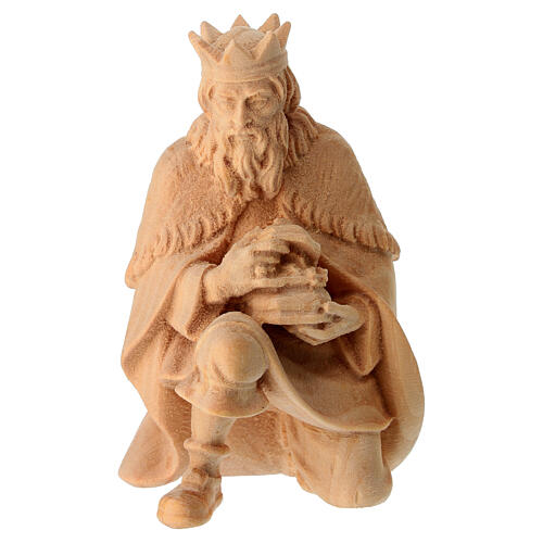 Wise Man on his knees statue for 12 cm Mountain Nativity Scene, Swiss pine natural wood 1