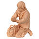 Pastore inginocchiato con pane presepe Montano Cirmolo legno 12 cm s2