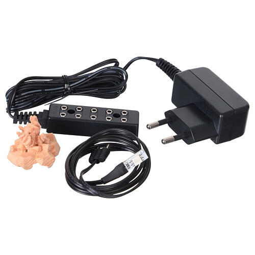 Lagerfeuer mit Lämpchen und Transformator, für 10 cm Grödner Krippe, Linie Montano Cirmolo, aus Naturholz 4