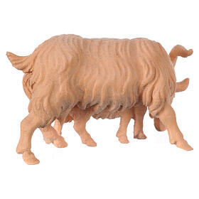 Figurine de chèvre avec chevreau crèche de montagne 12 cm pin cembro naturel