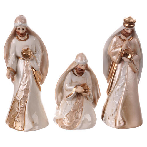 Szopka porcelana malowana biała złota i pudrowo różowa 11 figur 16 cm 3