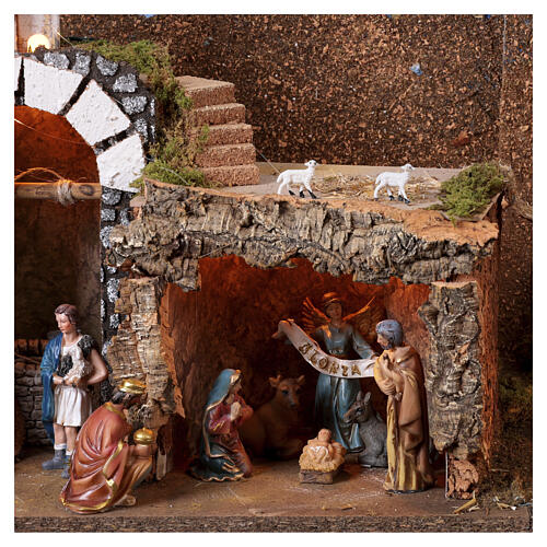 Crèche en livre avec bourg, fontaine et 20 lampes LED 40x140x40 cm pour santons de 10 cm 4