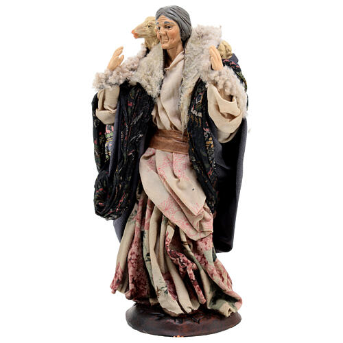 Pastora idosa com ovelha para presépio napolitano com figuras de altura média 18 cm 3