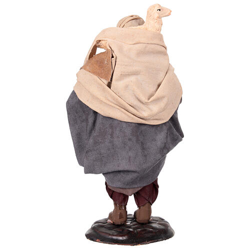 Jeune Bon Pasteur avec mouton sur les épaules pour crèche napolitaine de 18 cm 6