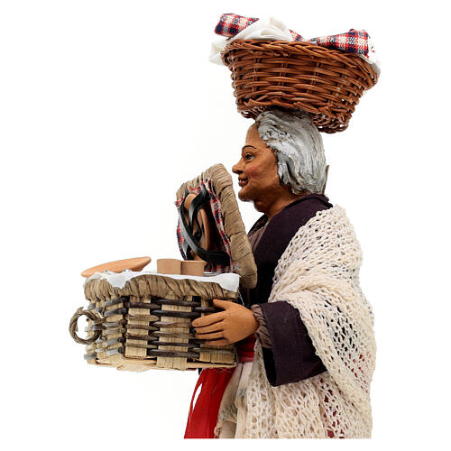 Frau mit Picknickkorb Neapolitanische Weihnachtskrippe, 30 cm 2