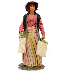 Mulher com sacos de compras para presépio napolitano com figuras altura média 24 cm; 25x10x8 cm