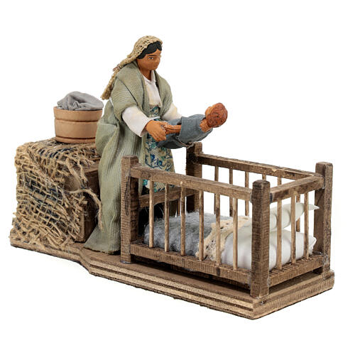 Mother with child, crib 10 cm, Neapolitan nativity scene ANIMATED 4