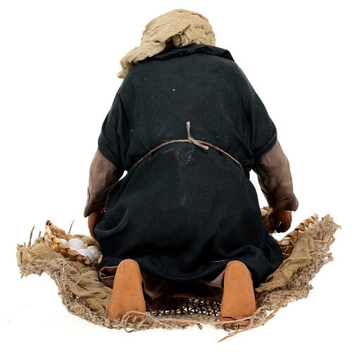 Man on his knees with egg baskets for Neapolitan Nativity Scene of 30 cm 7