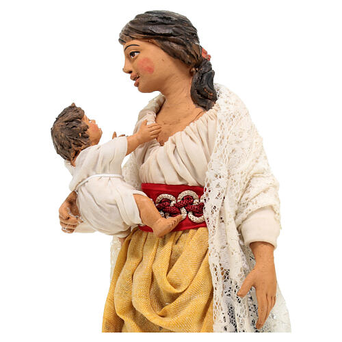 Woman with child in her arms for Neapolitan Nativity Scene of 30 cm 2