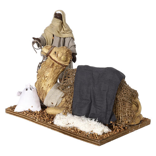 Moor camel driver with sitting camel for 15 cm Neapolitan Nativity Scene 3