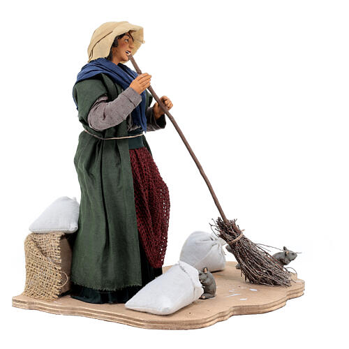 Woman chases mice broom animated Neapolitan nativity 30 cm 25x20x20 5