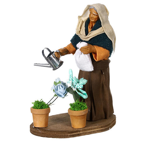 Femme qui arrose ses plantes crèche napolitaine 13 cm 2