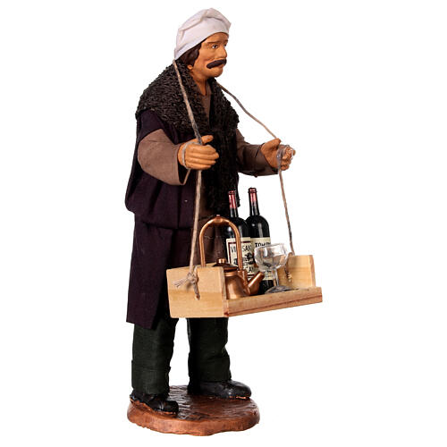 Figurka mężczyzny z winem i kieliszkiem, do szopki neapolitańskiej, 15 cm 3