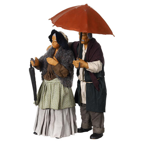 Couple personnes âgées sous parapluie crèche napolitaine 15 cm 3