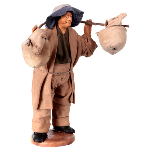 Standing man bag bearer nativity scene Neapolitan style 13 cm 2