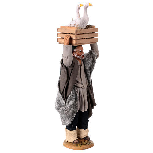 Man with geese in a box over his head, terracotta figurine for 14 cm Neapolitan Nativity Scene 3