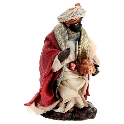 Moor Wise Man on his knees for 10 cm Neapolitan Nativity Scene, terracotta 3