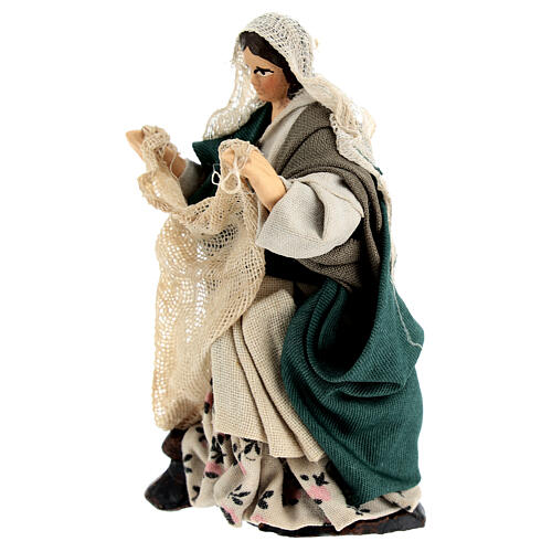 Frau, Wäsche zusammenlegend, neapolitanischer Stil, für 10 cm Krippe 2