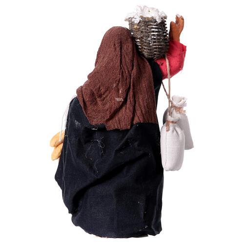 Mulher com cesta de ricotta e taralli para presépio napolitano de 13 cm 5