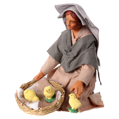 Femme à genoux avec panier poussins crèche napolitaine 13 cm 2