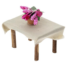 Table with flowers for 8 cm Neapolitan Nativity Scene, 8x5x3 cm
